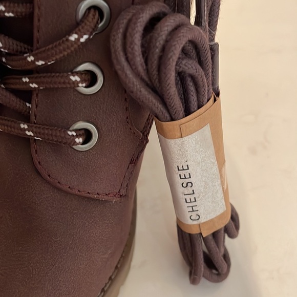 Chelsee combat Plum Boot with chunky heel - Picture 8 of 15